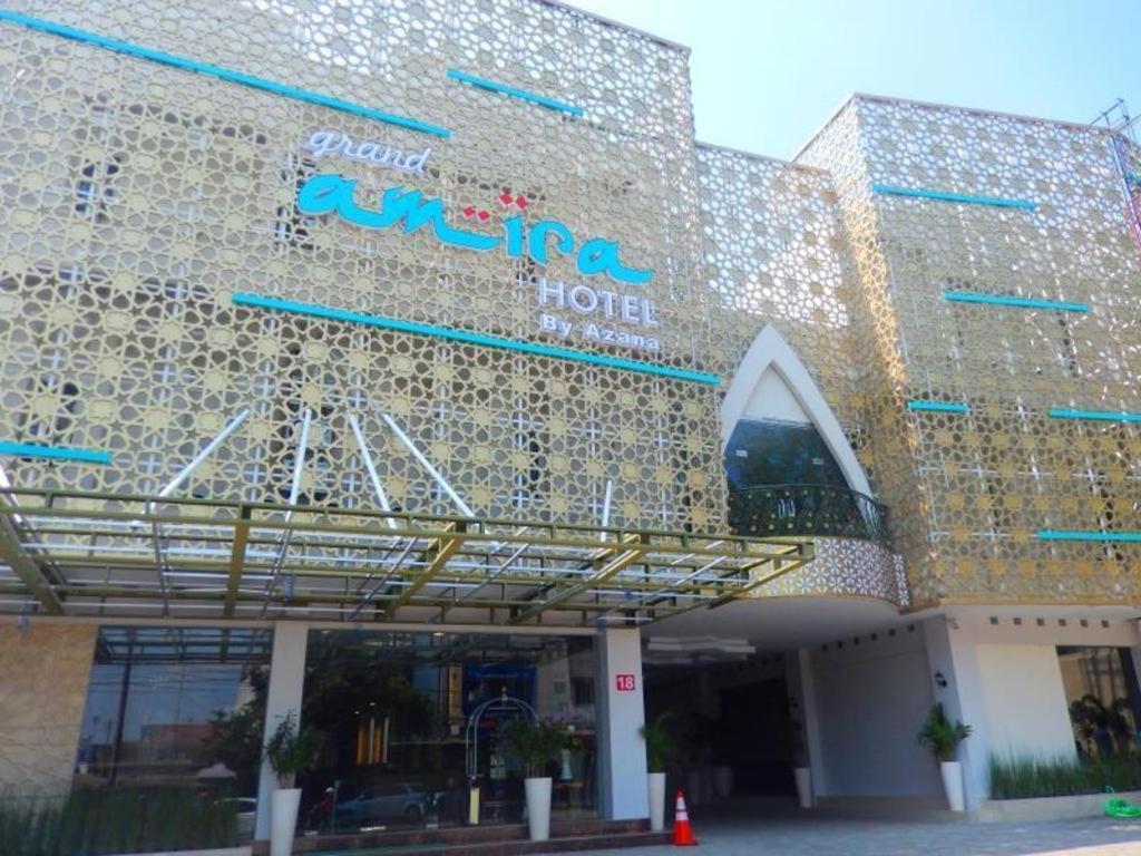 Grand Amira Hotel Solo, Azana Hotels Collection Surakarta (Solo) Exterior foto